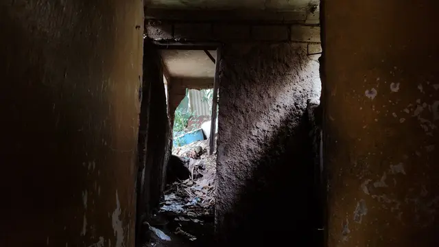 Suasana Kampung Zombie