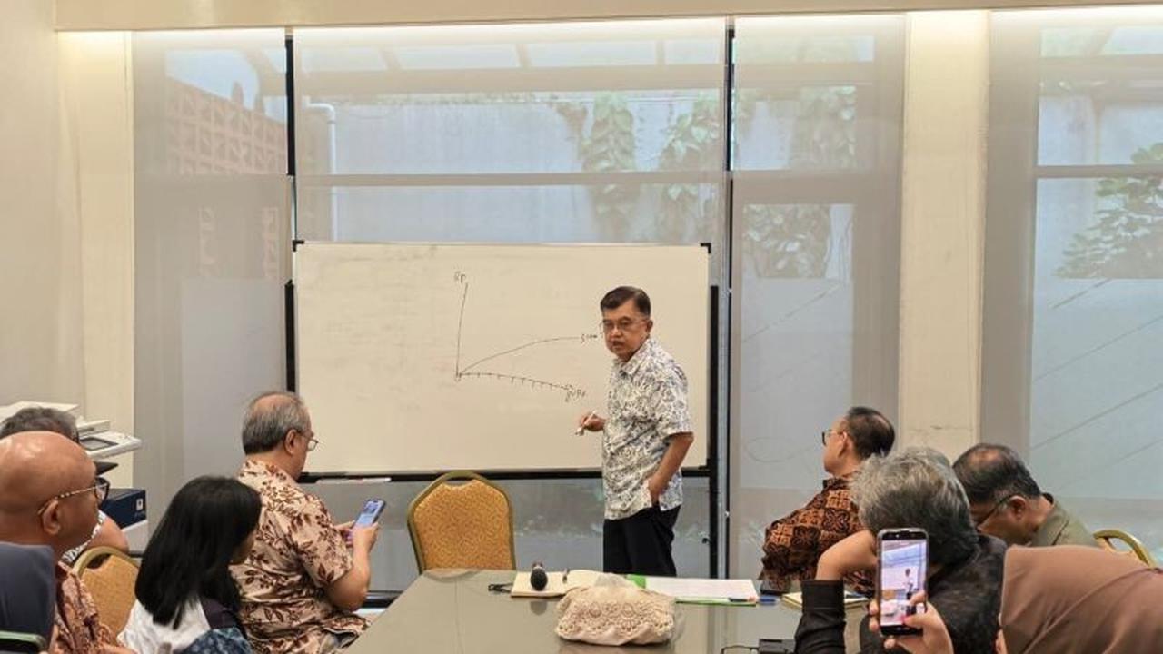 Tokoh Lintas Generasi Diskusi Bersama Jusuf Kalla Bahas Tantangan Kepemimpinan Nasional