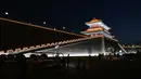 Foto yang diabadikan pada 14 Juni 2020 ini memperlihatkan pemandangan malam di kota kuno Zhengding di Shijiazhuang, Provinsi Hebei, China utara. (Xinhua/Xu Jianyuan)