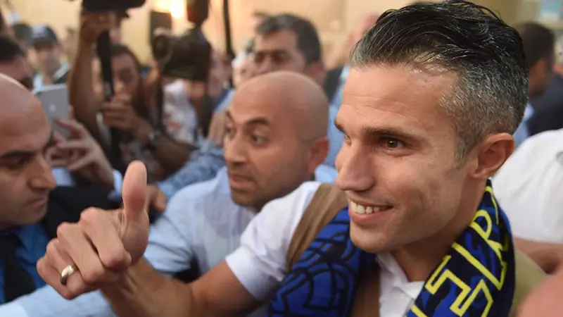 20150713-Bursa-Transfer-Robin-Van-Persie4