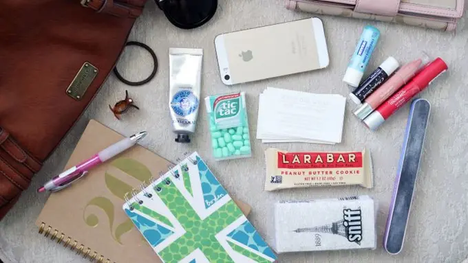 [Bintang] Aneh tapi Benar, Cewek Sering Kehilangan 5 Benda Ini!