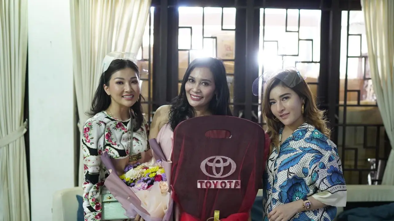 Sarwendah dan Shandy Purnamasari