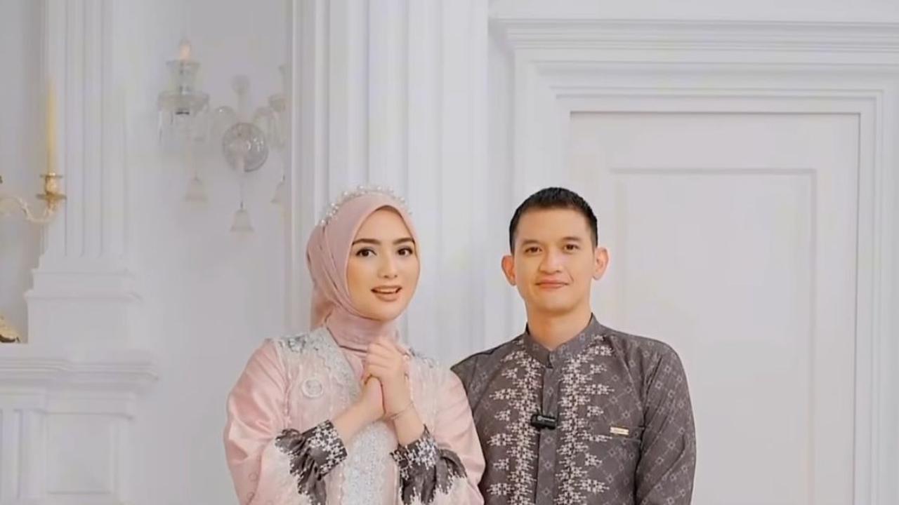 Inspirasi Model Baju Lebaran Couple Ala Citra Kirana, Bikin Keluarga Makin Kompak