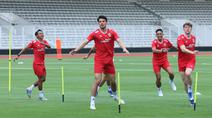 Pemain Timnas Indonesia, Elkan Baggott, mengikuti sesi latihan perdana jelang laga FIFA Series di Stadion Madya, Komplek Gelora Bung Karno, Jakarta, Selasa (24/3/2026). (Bola.com/M Iqbal Ichsan)