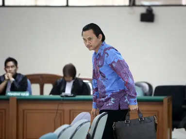 Terdakwa Direktur Utama PT Rifuel, Riefan Afrian menjalani sidang lanjutan kasus videotron, Jakarta, Kamis (22/10/14) (Liputan6.com/Miftahul Hayat)