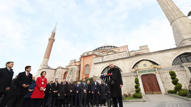 Presiden Turki Recep Tayyip Erdogan merayakan Lebaran Idul Fitri 2023 di hari Jumat 21 April 2023.