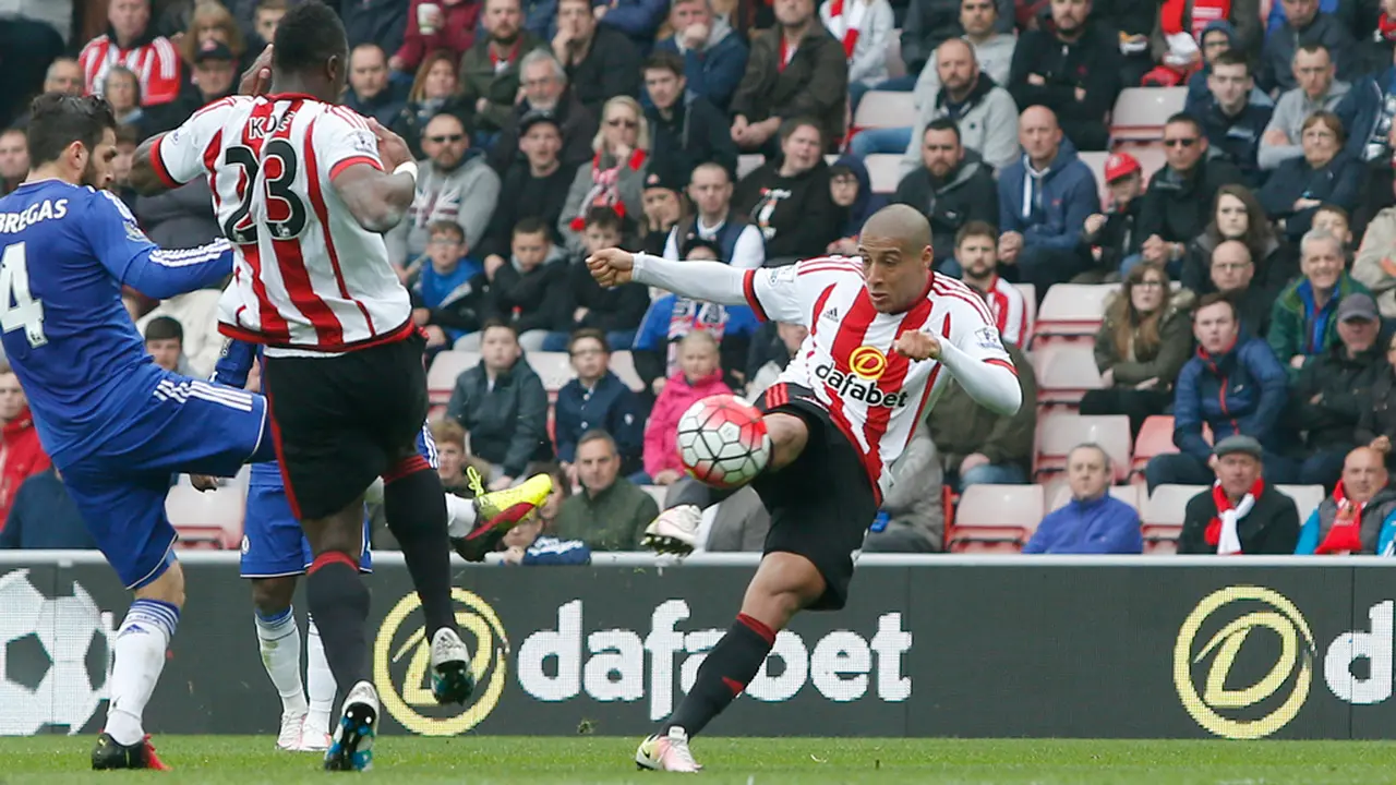 Gawang Chelsea Bobol oleh Tendangan Geledek Wahbi Khazri Ini
