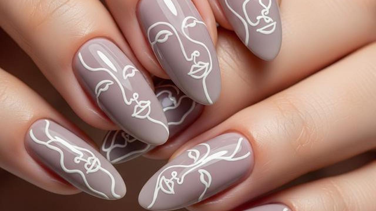 8 Ide Nail Art Simple Aesthetic, Elegan dan Enak Dipandang untuk Tampilan Memukau
