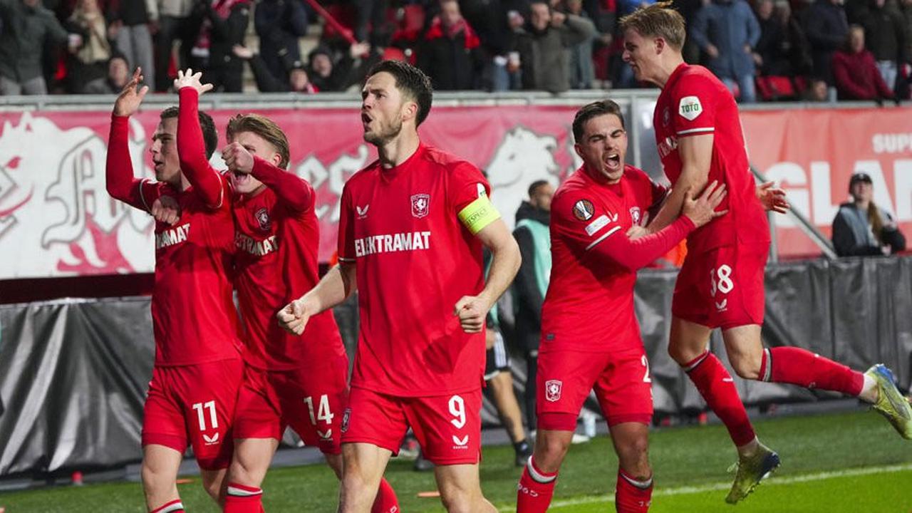 Dramatis! Twente Kalahkan NEC Nijmegen 3-2 di Play-off Eropa Eredivisie, Hilgers Absen, Verdonk Tampil Penuh