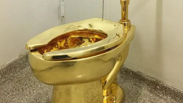 Toilet emas