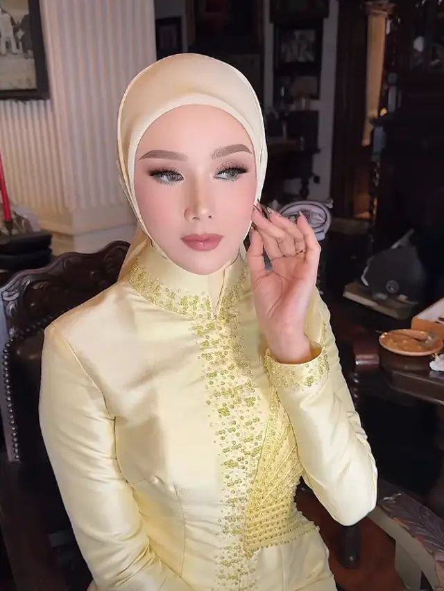 Mulan Jameela saat lamaran El-Syifa (Foto: Instagram @adi_rustana
