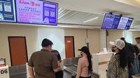 Dua WN Vietnam di Deportasi dari Batam lewat Jakarta. (Foto: Istimewa/Liputan6.com)