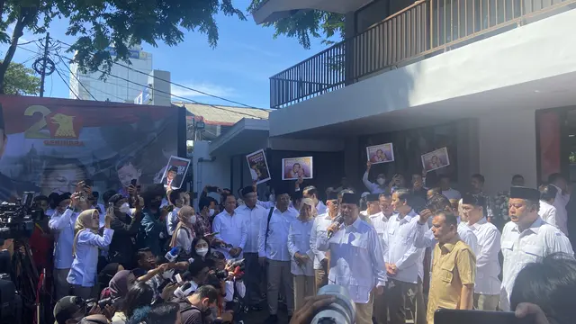 Prabowo Subianto hadir dan meresmikan langsung Kantor Badan Pemenangan Presiden dan Kantor Badan Pemenangan Pemilu Partai Gerindra di Jalan Letjen S. Parman Jakarta Barat