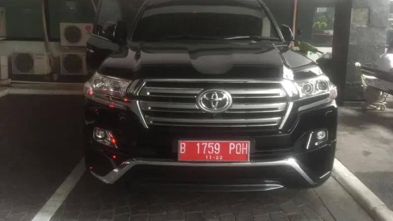 Mobil dinas Gubernur dan Wagub DKI Jakarta Anies Baswedan-Sandiaga Uno