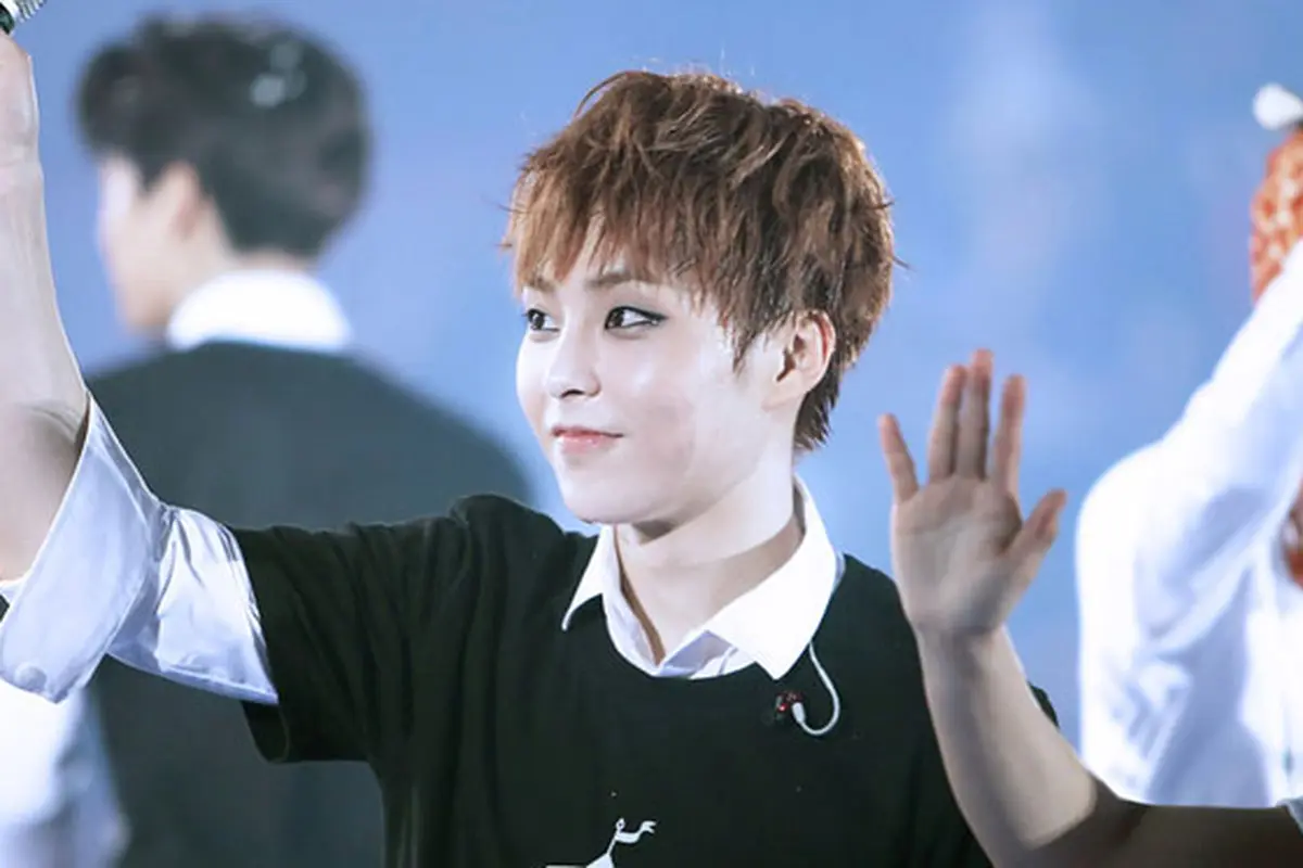 Xiumin  EXO