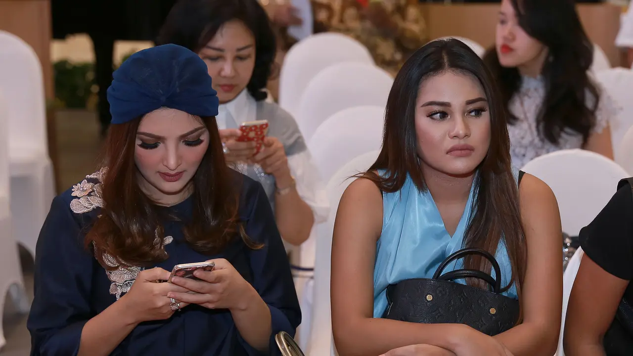 [Bintang] Aurel Hermansyah dan Ashanty