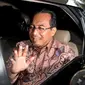 Menteri Pertanian Suswono langsung naik ke dalam mobil dan meninggalkan gedung KPK (Liputan6.com/Helmi Fithriansyah)