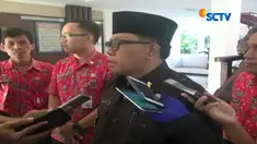 Tidak seperti hari-hari sebelumnya, Wali Kota Blitar Samanhudi Anwar tak hadir dan memimpin apel di halaman balai kota.
