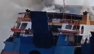 KMP Bontang Ekspress Terbakar di Perairan Ketapang