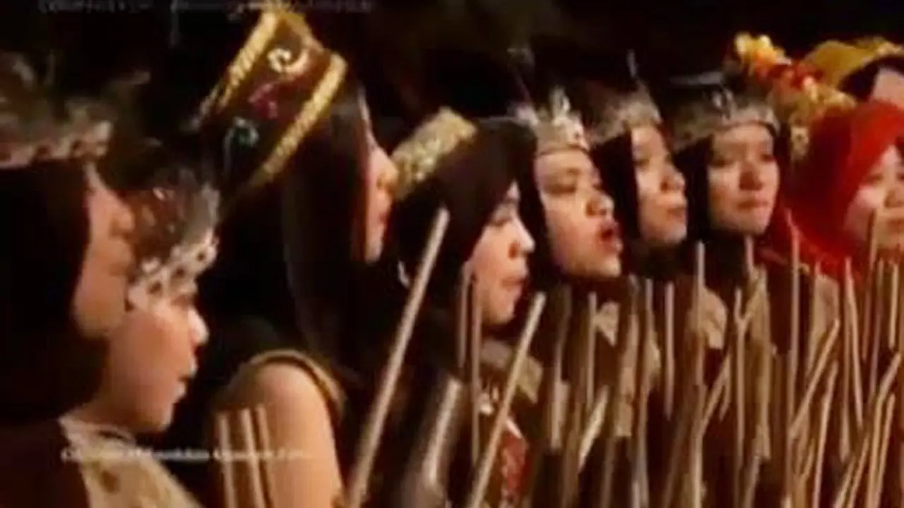 Muhibah Angklung Bandung di Eropa