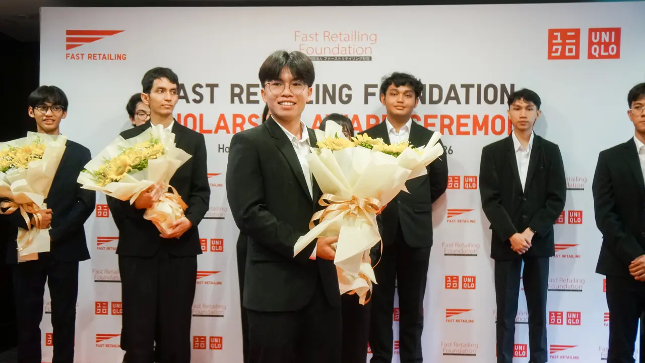 Kisah Penerima Beasiswa Uniqlo Bermimpi Sejahterakan Petani dengan Bioherbisida