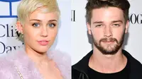 Hubungan Miley Cyrus dengan putra Arnold Schwarzenegger makin mulus setelah mendapatkan restu dari keluarga besar Schwarzenegger.