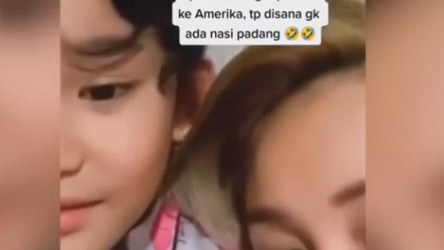 Ayu Ting TIng dan Putrinya, Bilqis