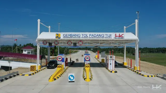 Gerbang Tol Padang Tiji