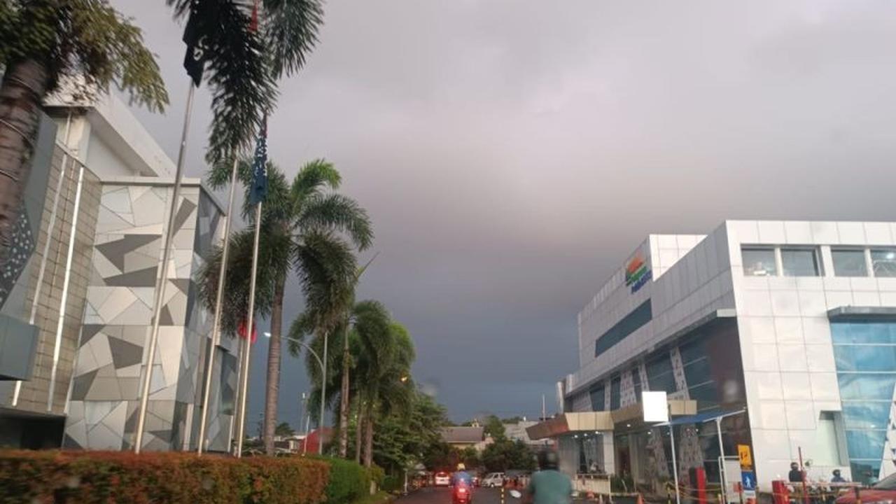 Prakiraan Cuaca BMKG: Mayoritas Kota Besar Diguyur Hujan Ringan hingga Lebat pada Minggu