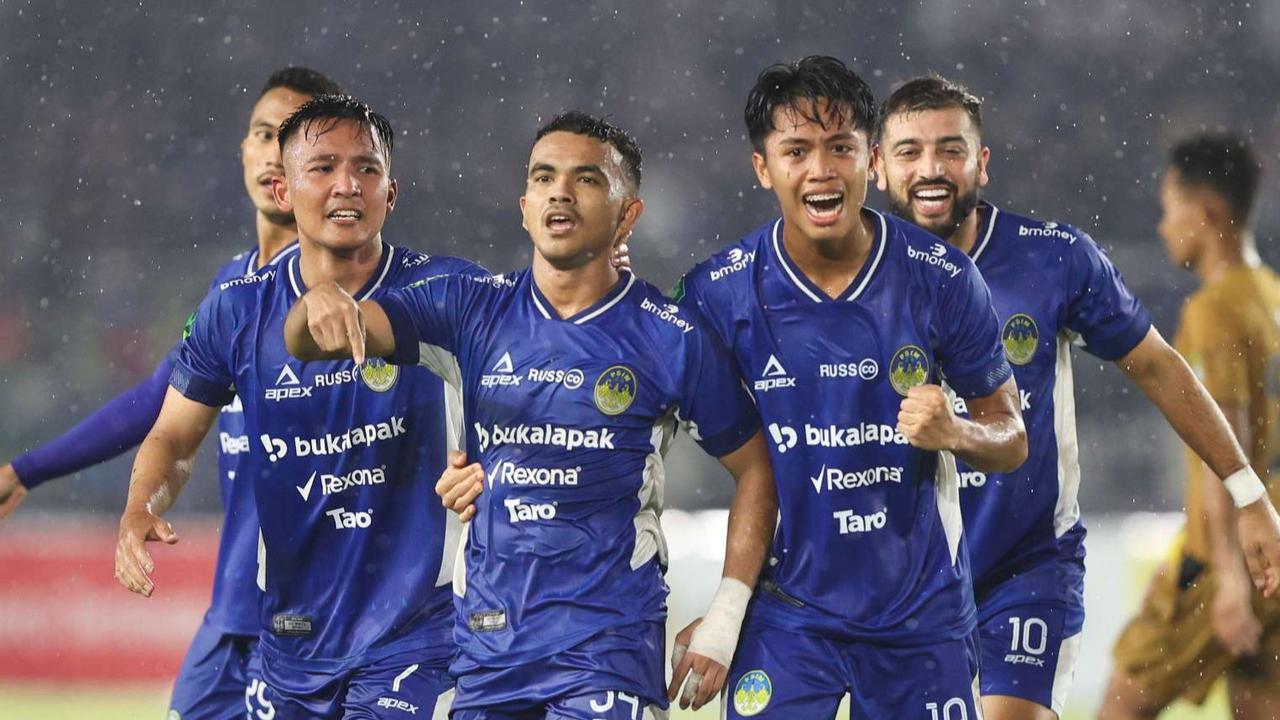 FOTO: Menang Dramatis atas Bhayangkara FC, PSIM Yogyakarta Juara Liga 2 2024/2025!