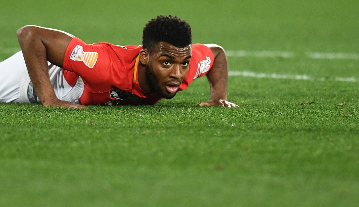 Thomas Lemar. Gelandang serang Prancis berusia 26 tahun yang kini bermain bersama Atletico Madrid sejak awal musim 2018/2019 lalu, pernah berseragam AS Monaco selama 3 musim mulai 2015/2016 hingga 2017/2018 usai didatangkan dari sesama kub Prancis SM Caen. Ia total tampil dalam 127 laga di semua ajang dengan torehan 22 gol dan 33 assist. Atletico Madrid pun merekrutnya pada awal musim 2018/2019 dengan nilai transfer 72 juta euro atau setara Rp1,11 triliun. Bersama Atletico Madrid hingga kini ia telah tampil dalam total 143 laga di semua ajang dengan torehan 9 gol dan 17 assist. (AFP/Franck Fife)