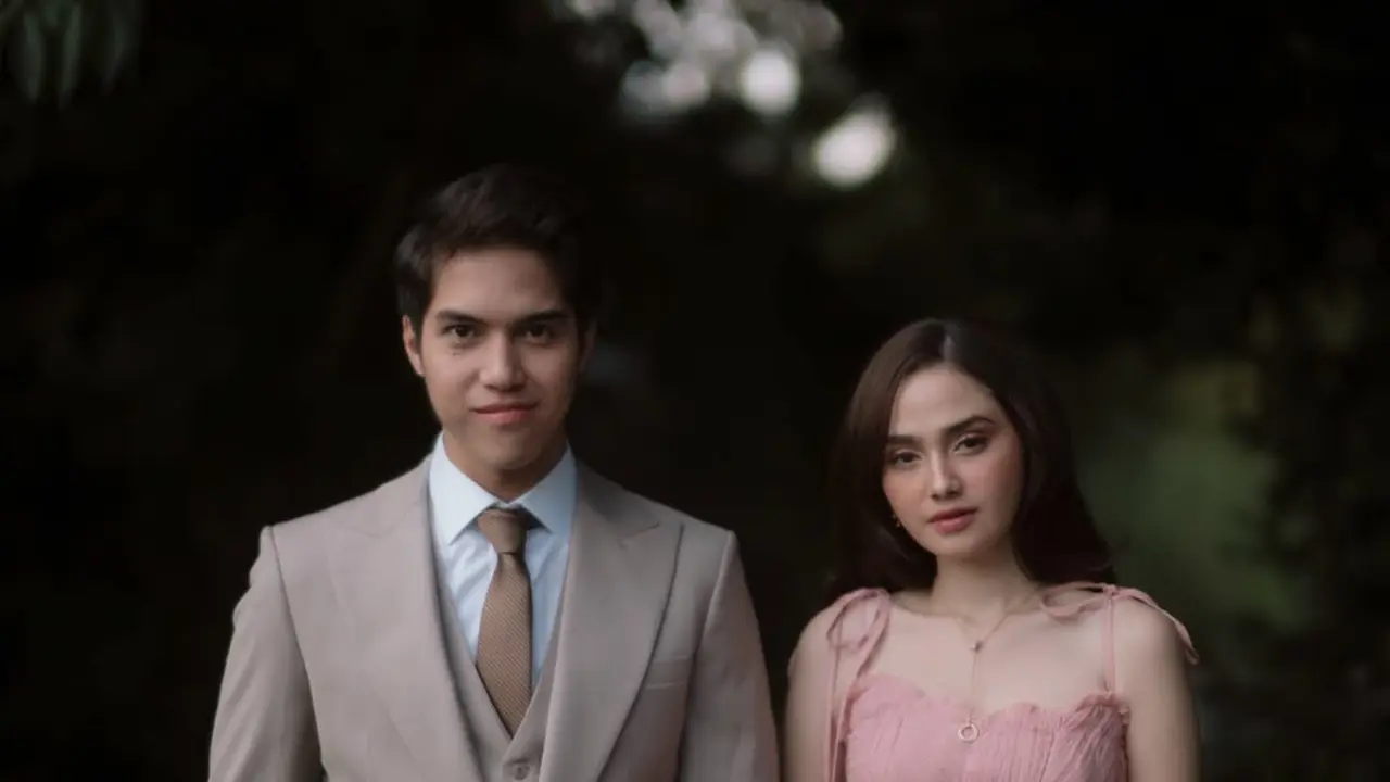 6 Gaya Prewedding El Rumi dan Syifa Hadju di Kebun Raya London, Bak Pangeran dan Putri Negeri Dongeng