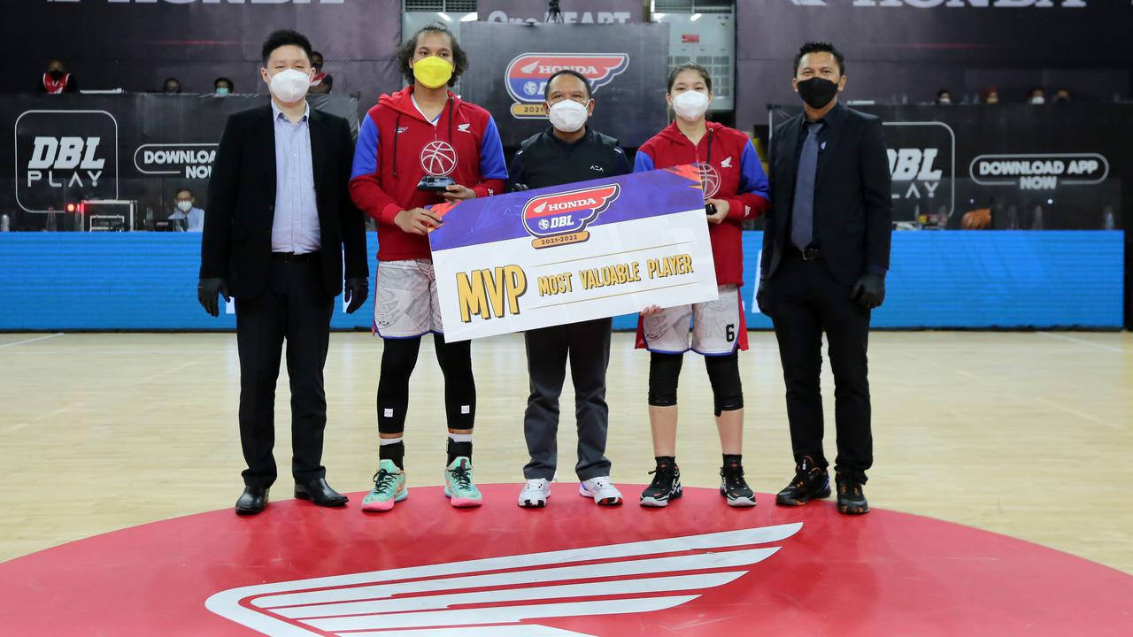 Para pemain terbaik atau MVP Honda DBL Seri Jakarta 2021