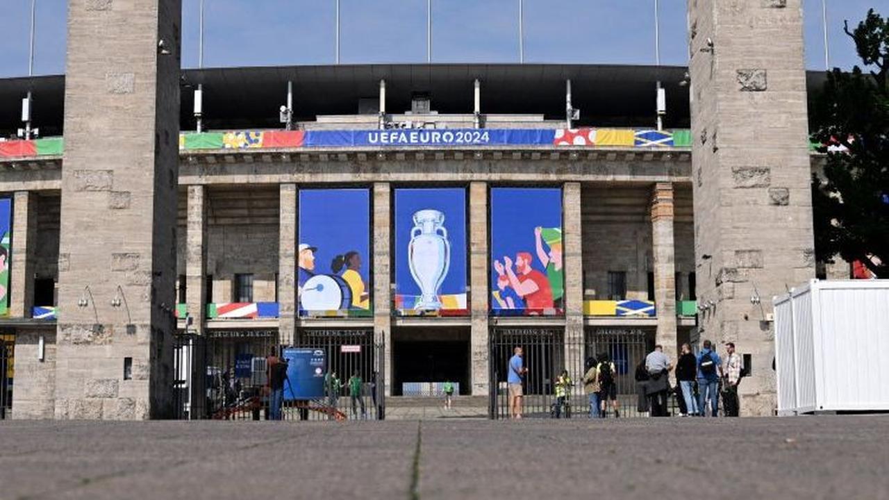 Olympiastadion Berlin merupakan stadion penuh sejarah di Jerman. Bangunan ini menjadi salah satu jejak kejayaan Adolf Hitler, pemimpin Jerman dari Partai Nazi, yang masih tersisa.&nbsp;Foto: REUTERS/Annegret Hilse