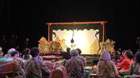 Wayang kulit berbahasa Prancis dan gamelan dipentaskan di Kota Evry (Istimewa)