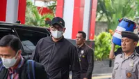 Bupati Klaten Tiba di Gedung KPK Usai Terjaring OTT
