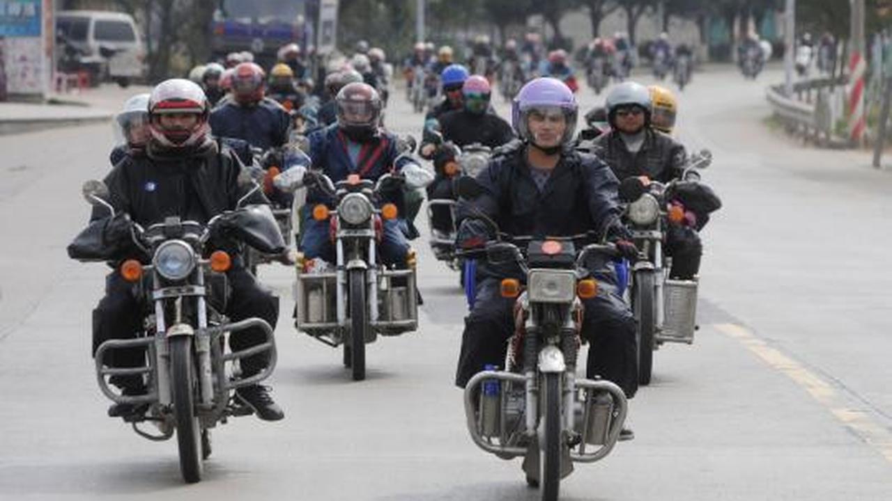 Rayakan Imlek, puluhan ribu warga China mudik naik motor