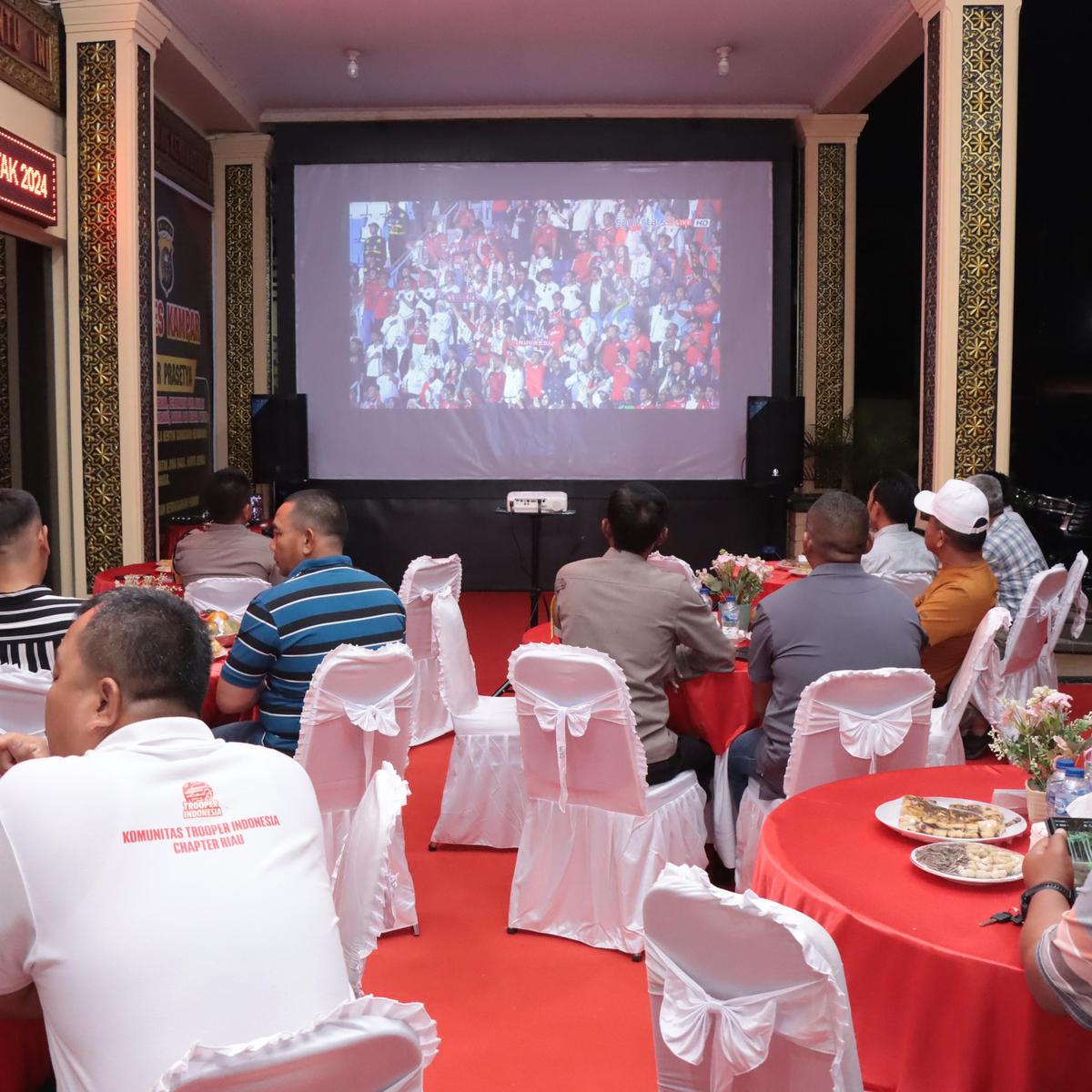 Polres Kampar Gelar Nobar Bersama Komunitas Motor