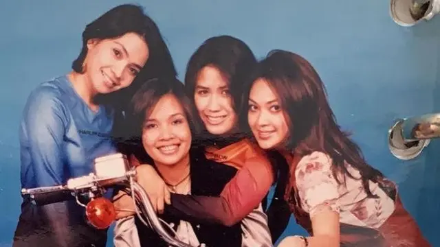 6 Potret Masa Muda Rieta Amilia, Disebut Mirip Nagita Slavina