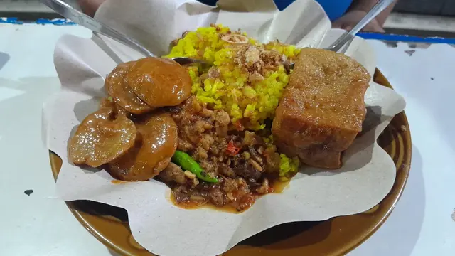 Nasi kuning di Bandung (Foto: Google Maps/Christine Marsha)