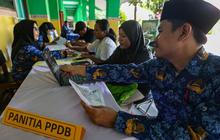 FOTO: Pendaftaran Penerimaan Peserta Didik Baru Jakarta Jenjang SD Sudah Dibuka