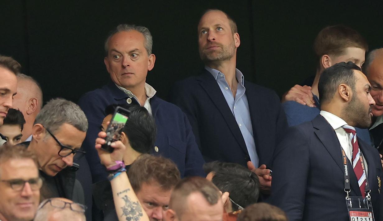 Seperti diketahui, Pangeran William merupakan fans dari Aston Villa. Ia sering tampak dalam pertandingan-pertandingan The Villans. (AP Photo/Francisco Seco)