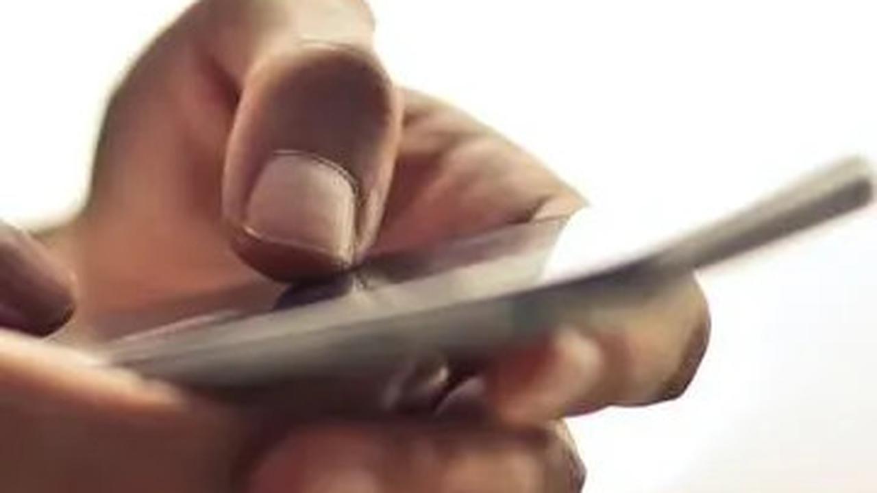 Miris, Warga Indonesia Banyak Terjerat Pinjol karena Asal Klik Link Tanpa Baca Aturan Main
