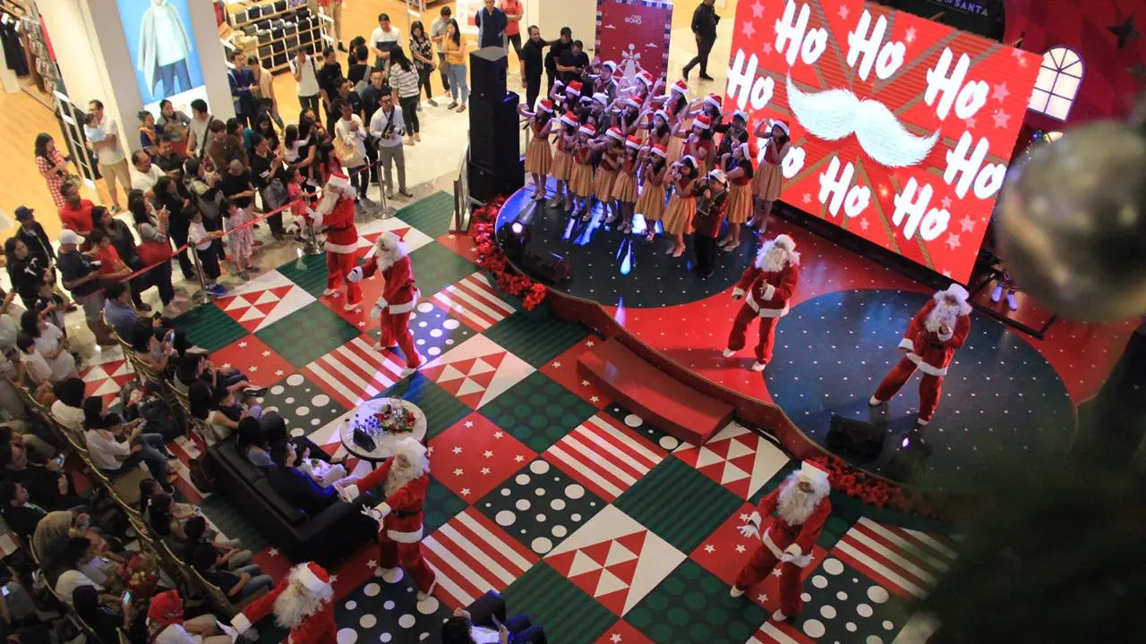 House of Santa Neo Soho Mall