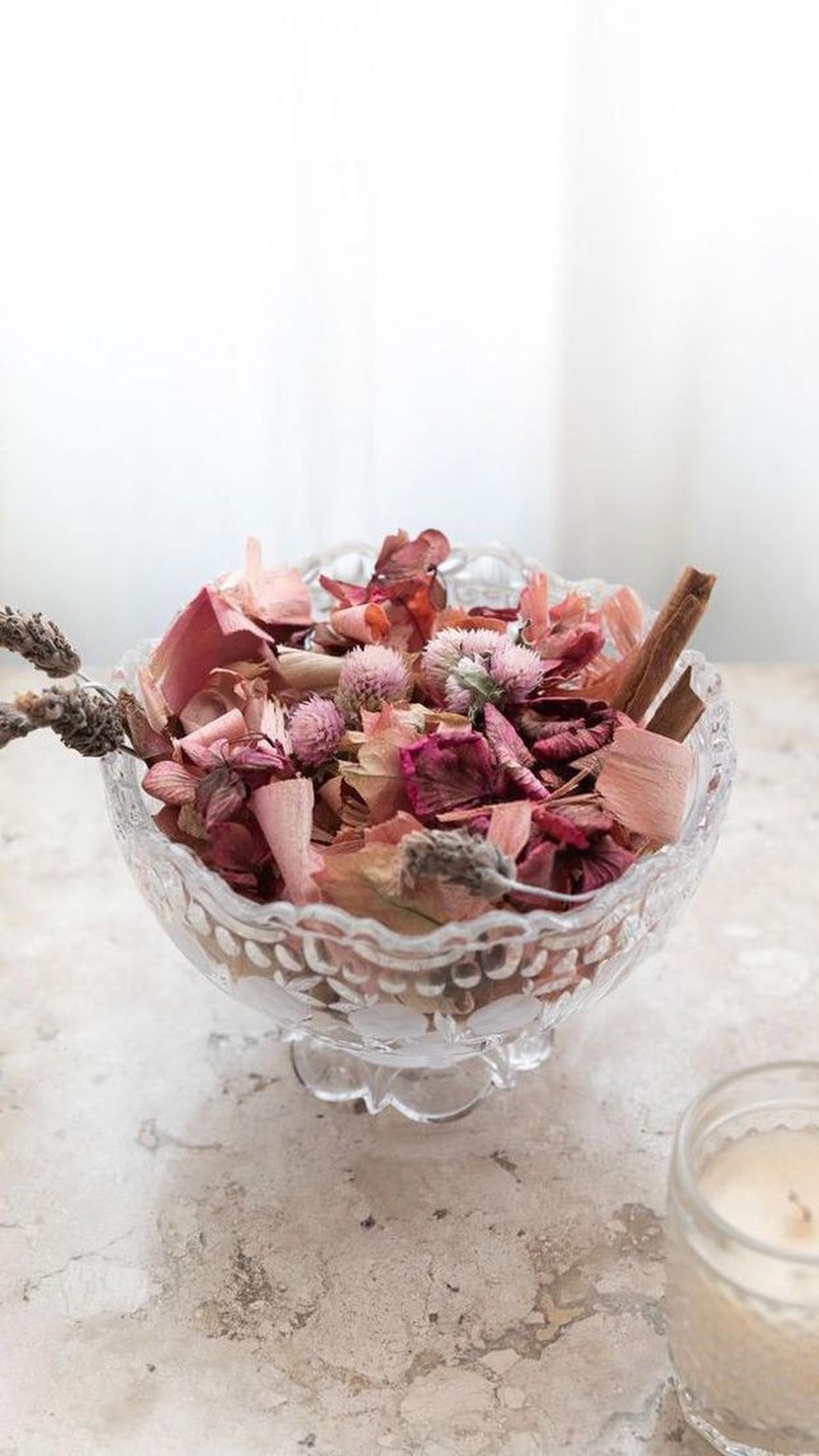 Bunga Rampai Kompor (Potpourri)