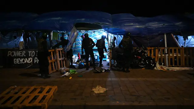 Pasukan Keamanan Sri Lanka Serbu Kamp Protes Anti-Pemerintah