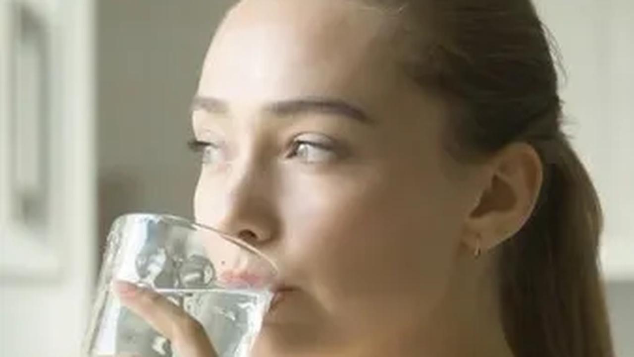 Cara Melakukan Diet Air Putih yang Benar