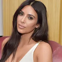 Kim Kardashia sepertinya mengungkapkan alasan ia tak lagi mem-follow Tristan Thompson di Instagram. (Harper's Bazaar)