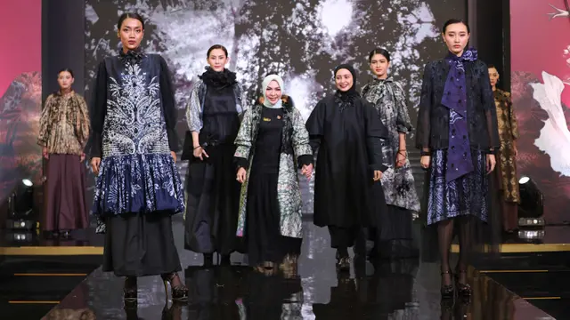 Keseruan Hari Pertama Parade Wastra Nusantara 2025