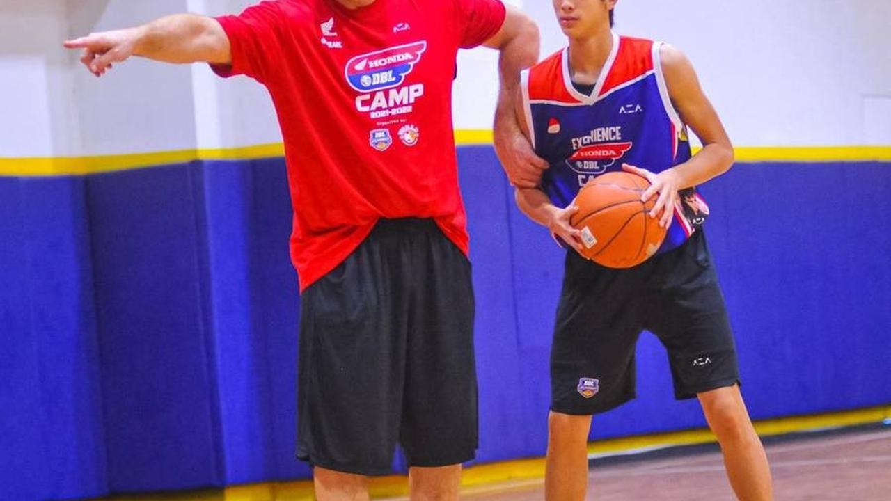 Tak mengherankan jika Eddy menjadi andalan di tim basket sekolahnya. Dengan bakat yang dimilikinya, bukan tidak mungkin ia akan meniti karier sebagai pebasket profesional di masa depan.<br>